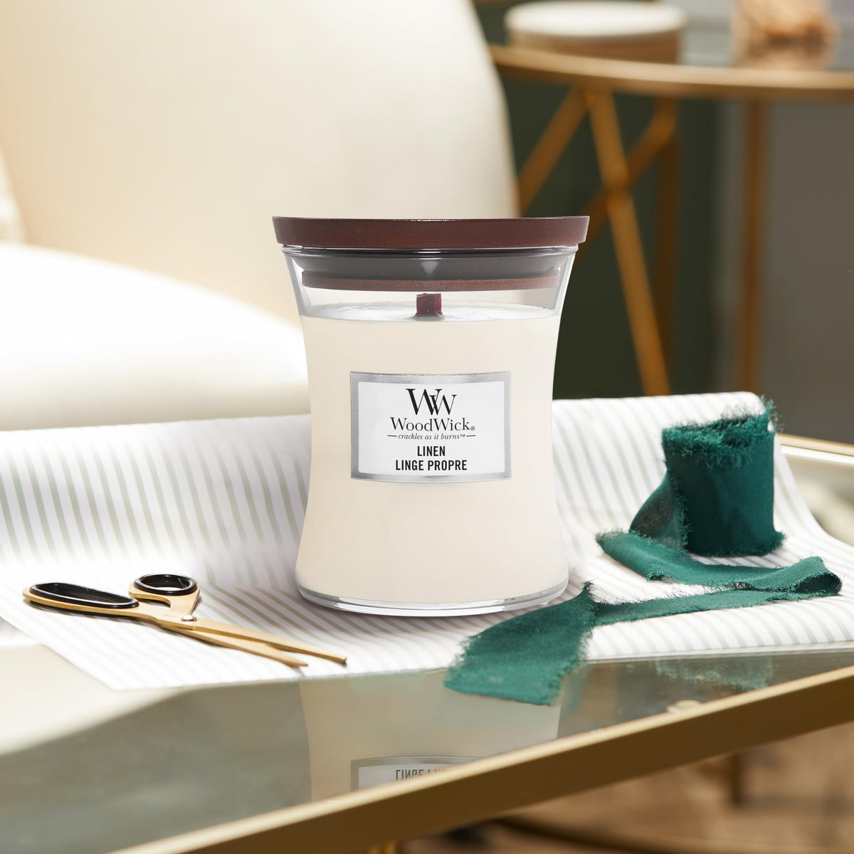 Scented Trilogy Candle with Crackling Wick B169899